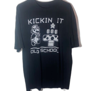 Super Mario Bros “Kickin it Old School” Graphic Tee T-shirt Men’s XL Black